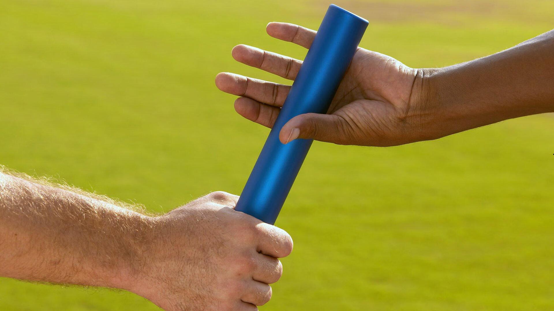 埃泽,13岁被解约时我就祈祷能回归 我清楚枪手10号球衣的意义