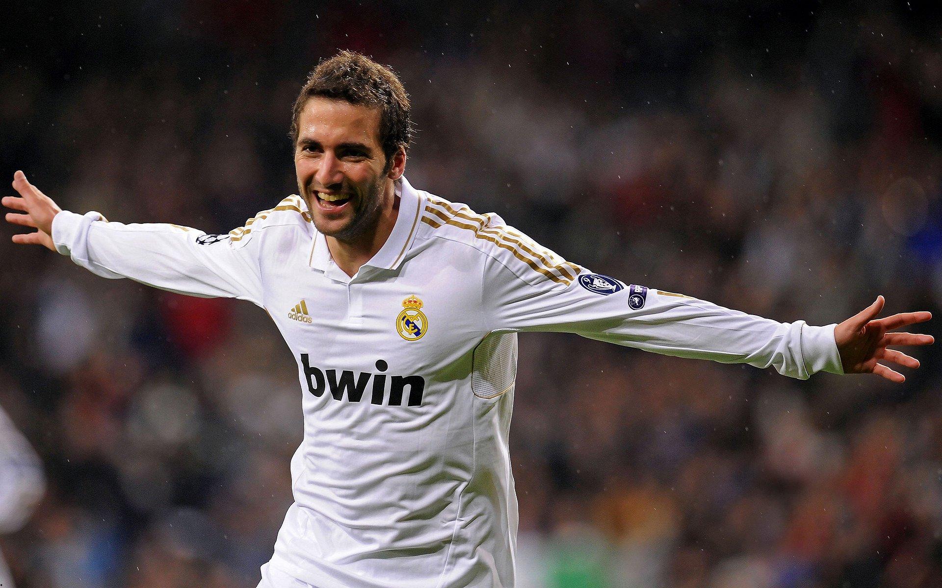 哈维新合同无离队条款？西媒揭秘，存在但受限，未来去向仍存变数